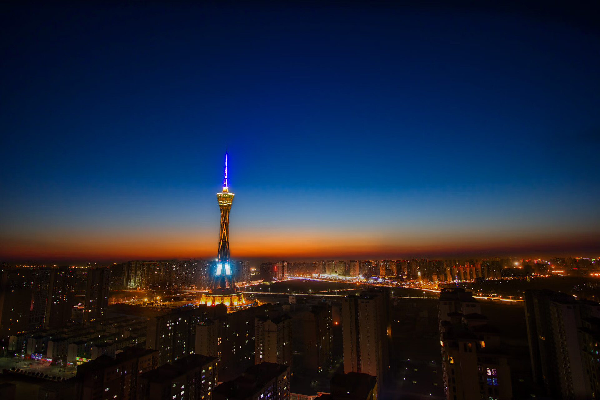 广州富力主场-击败河南建业,保持胜利势头,广州富力主力球员名单