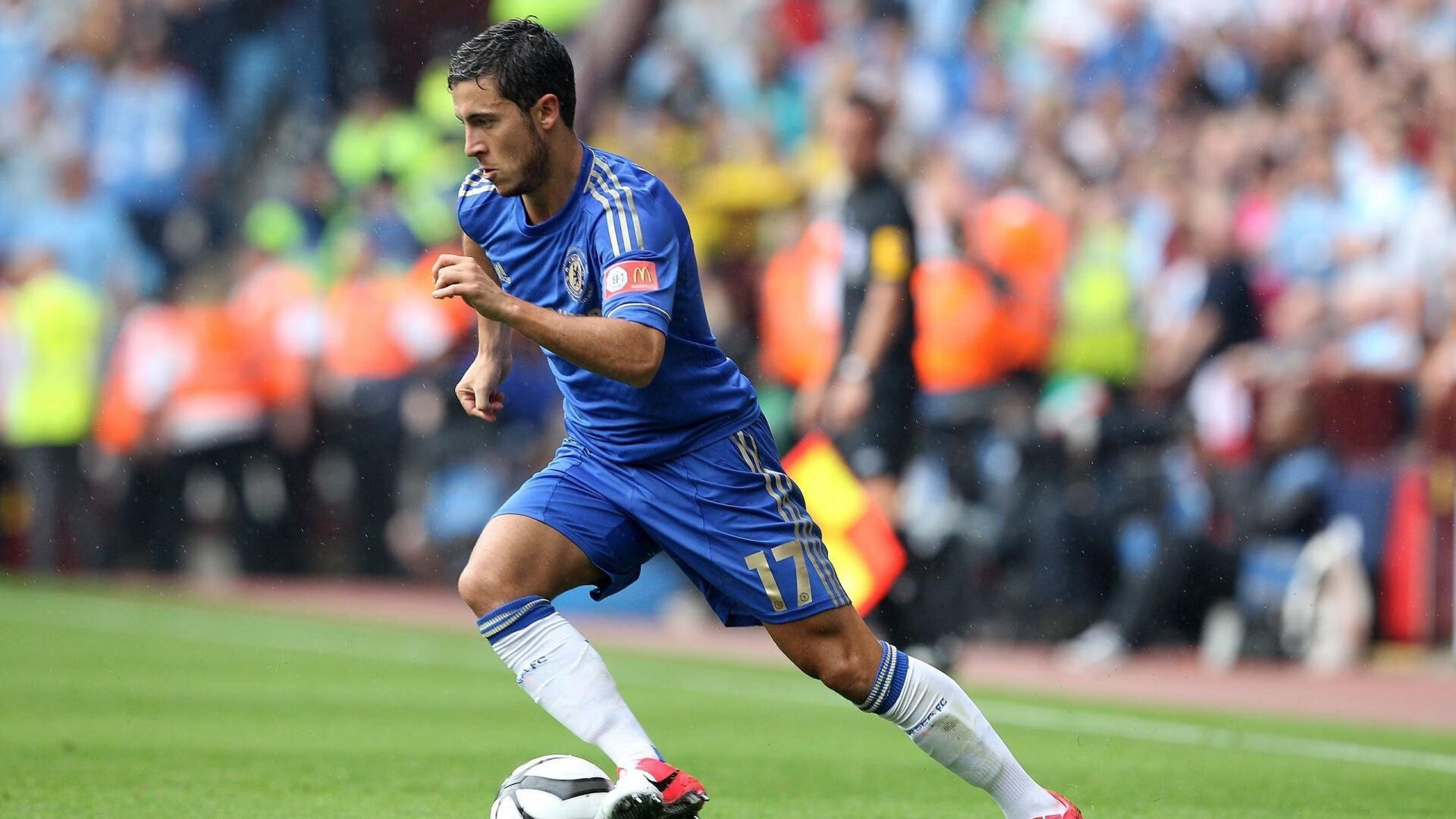 红魔星光:比利时足球女将与西班牙会师,比利时足球美女