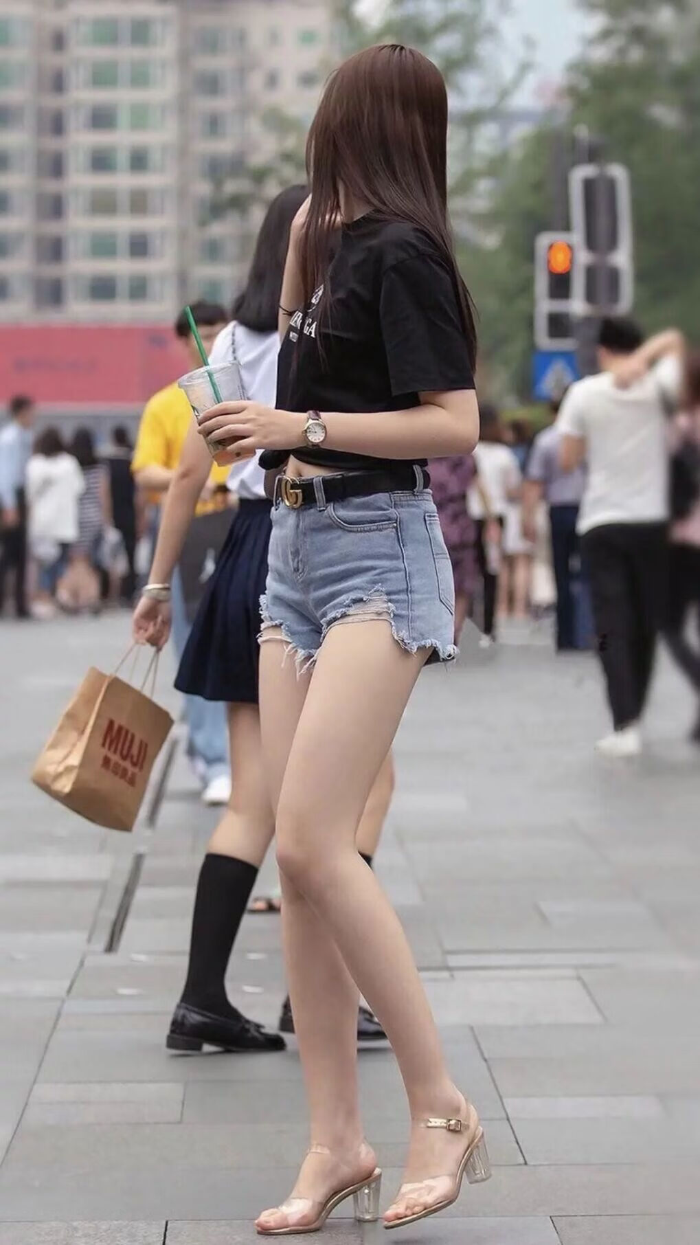 马赛宣布引进年轻前锋，提升球队锋线实力，马赛宣布引进年轻前锋,提升球队锋线实力