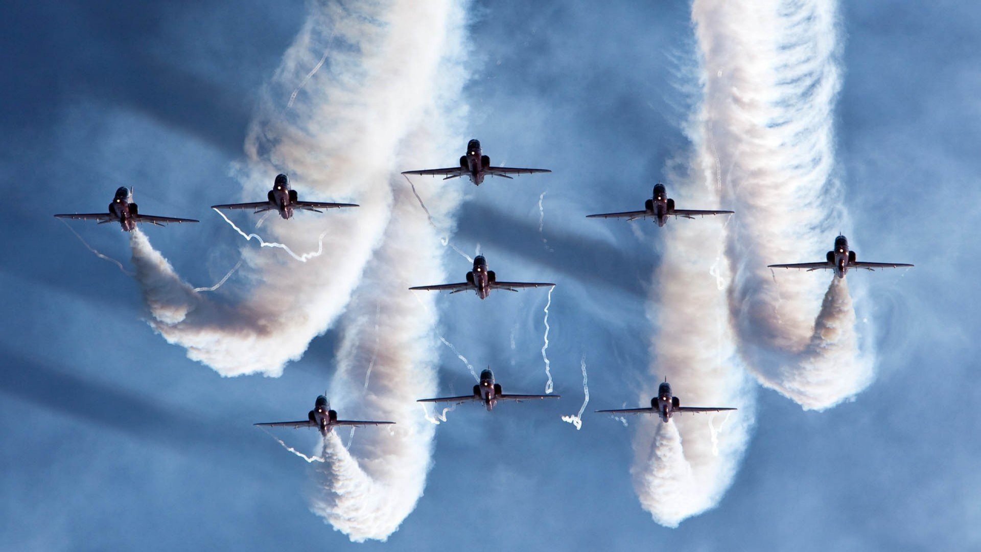 女子200蝶选手划水幅度对比,女子200米蝶泳夺金